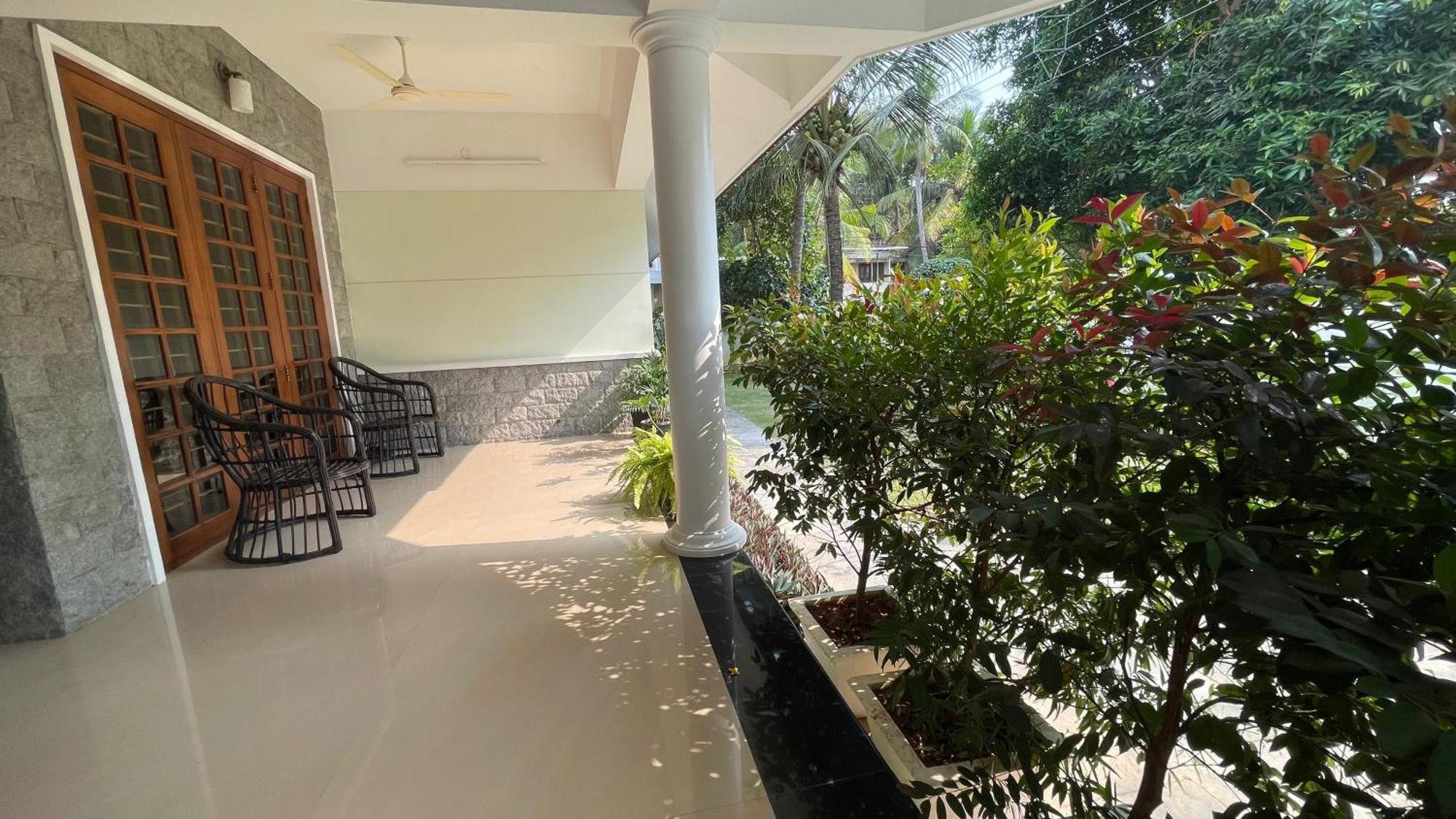 Pinky'S Villa Thiruvananthapuram Exterior photo