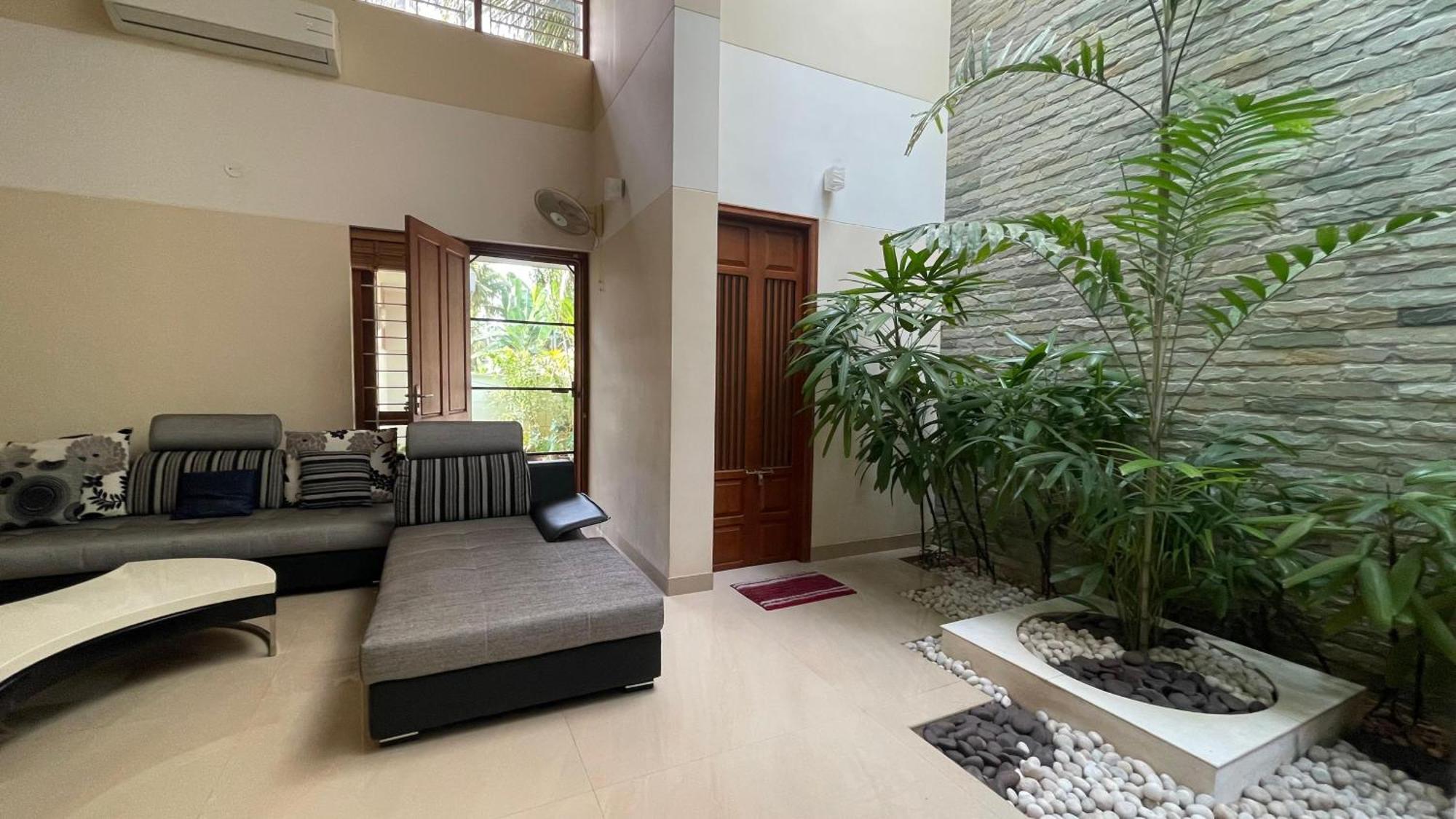 Pinky'S Villa Thiruvananthapuram Exterior photo